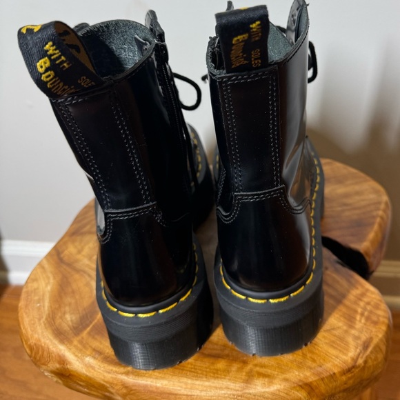 Dr. Martens Jadon Blk Leather Platform Lace-Up Boots with Yellow Stitching Sz. 7 - Picture 4 of 15